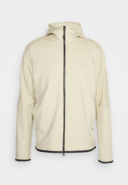 M NK TECH FZ LGHTWHT Men